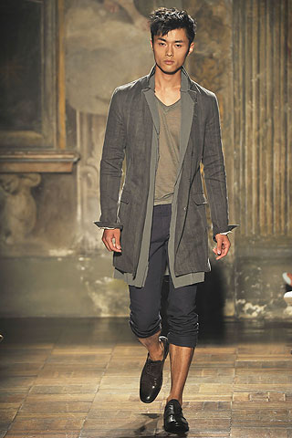 John Varvatos / - 2011